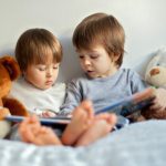 ¿Cómo enseñar a los hijos a comunicarse como hermanos?